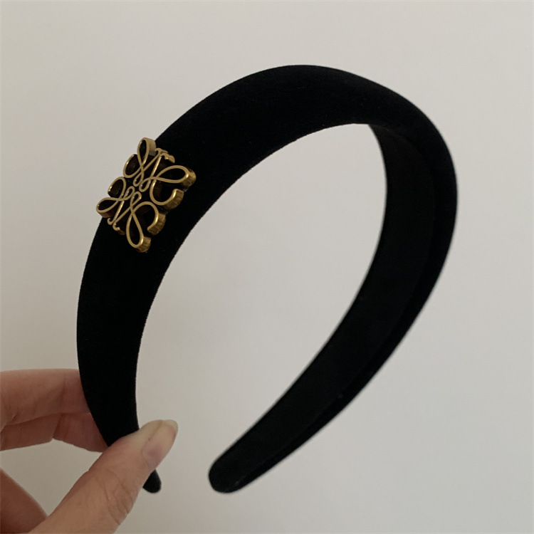 Korean Style Textured Metal Velvet Headband Headband Advanced Sense Simple Black Temperament Headband Outgoing Hair Accessories