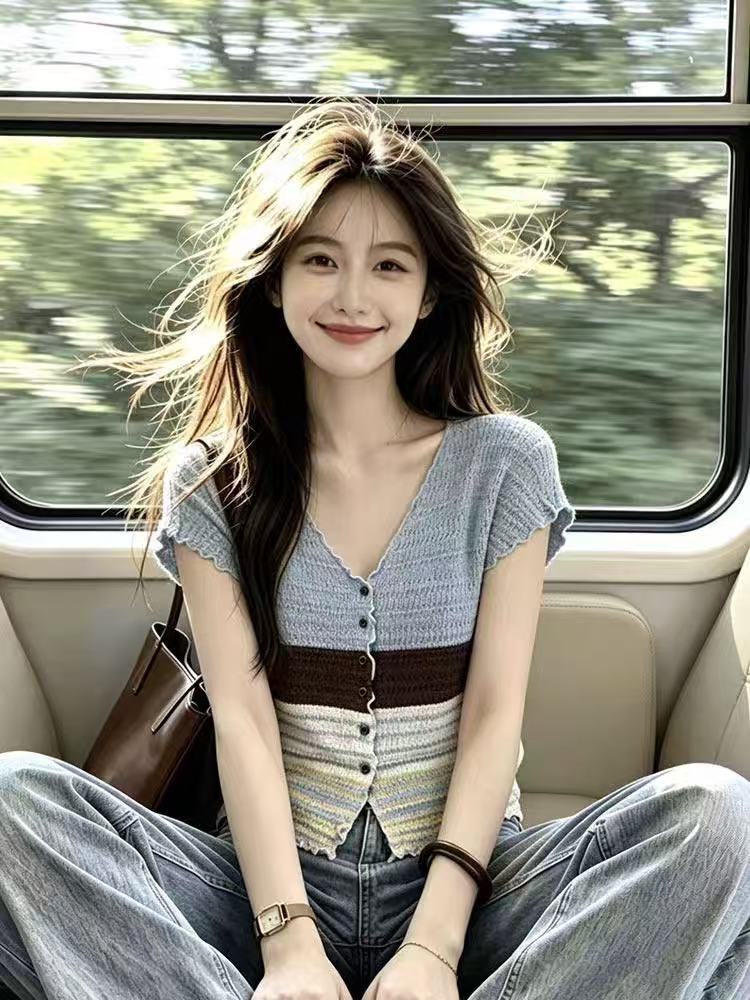 Áo cardigan nữ cổ chữ V tay ngắn viền ren sọc nhiều màu phong cách Hàn Quốc — màu sắc