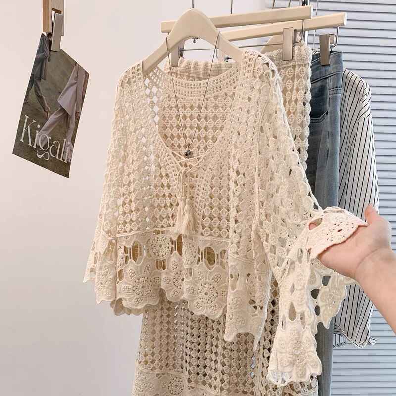 Crochet Hollow-Out Knit Cardigan for Women, Thin Summer V-Neck Top, Stunning Outerwear, Hollow-Out Knit Top Crochet Hollow-Out Knit Cardigan for Women, Thin Summer V-Neck Top, Stunning Outerwear, Hollow-Out Knit Top
