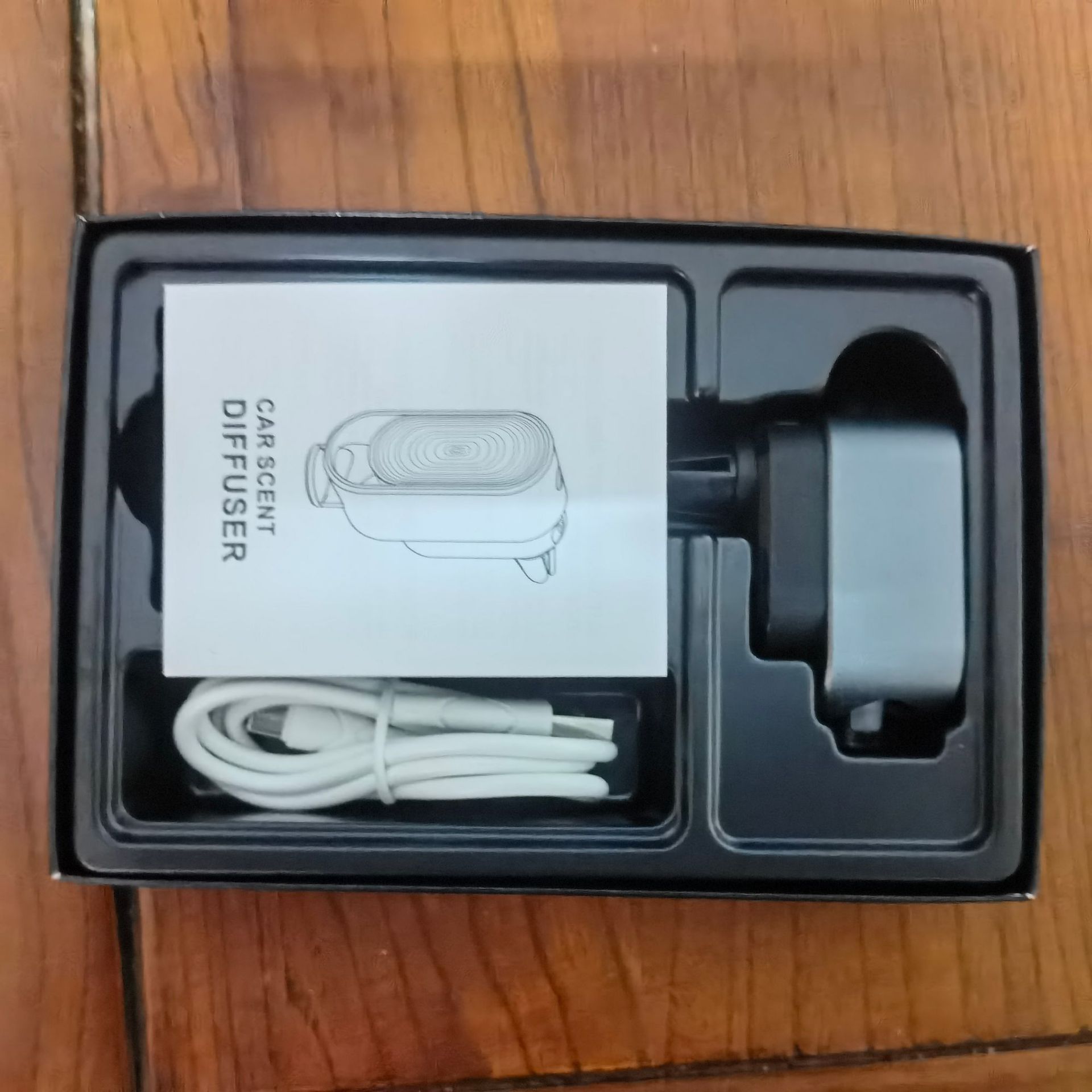 Fragrancia de automóviles de aire acondicionado de perfume interior decoración de salida de aire de fragancia ligera duradera para mujeres y hombres adornos de alta calidad