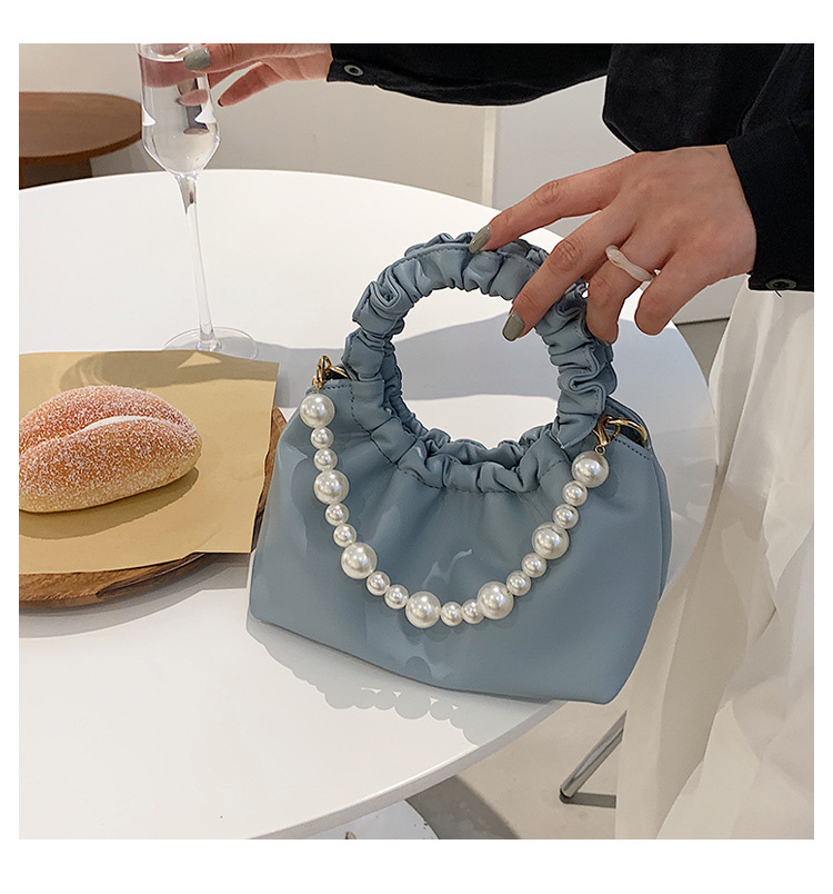 Großhandel Plissierte Perlenkette Einfarbige Handtasche Nihaojewelry display picture 267