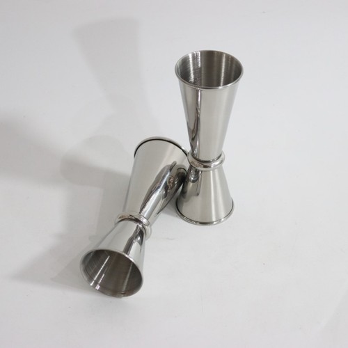 Cross-border hot-selling stainless steel measuring cup double-headed 304 material measuring cup 30/60ml mixing cup curled rim measuring cup