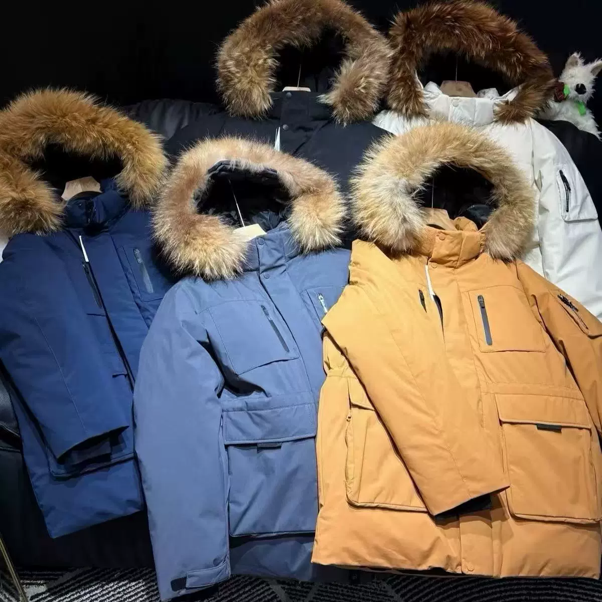 张凌赫同款ML*家羽绒服大毛领洋基队大口袋工装情侣款毛领外套