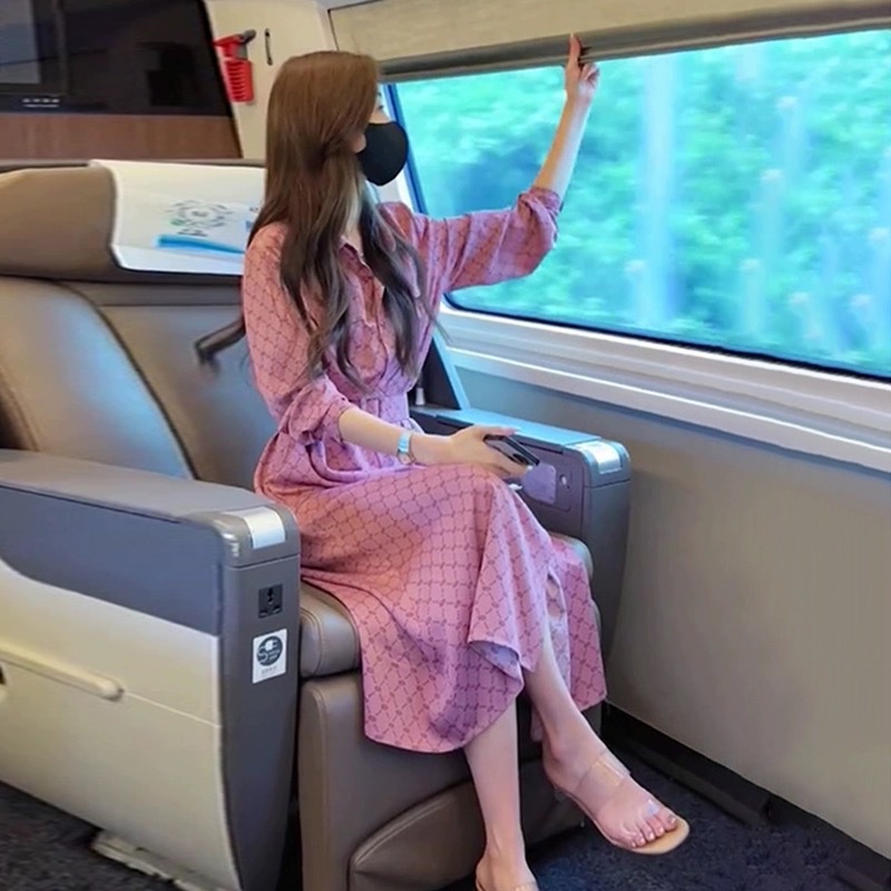 2025春秋新款法式气质女神范polo领粉色衬衫连衣裙子名媛显瘦长裙