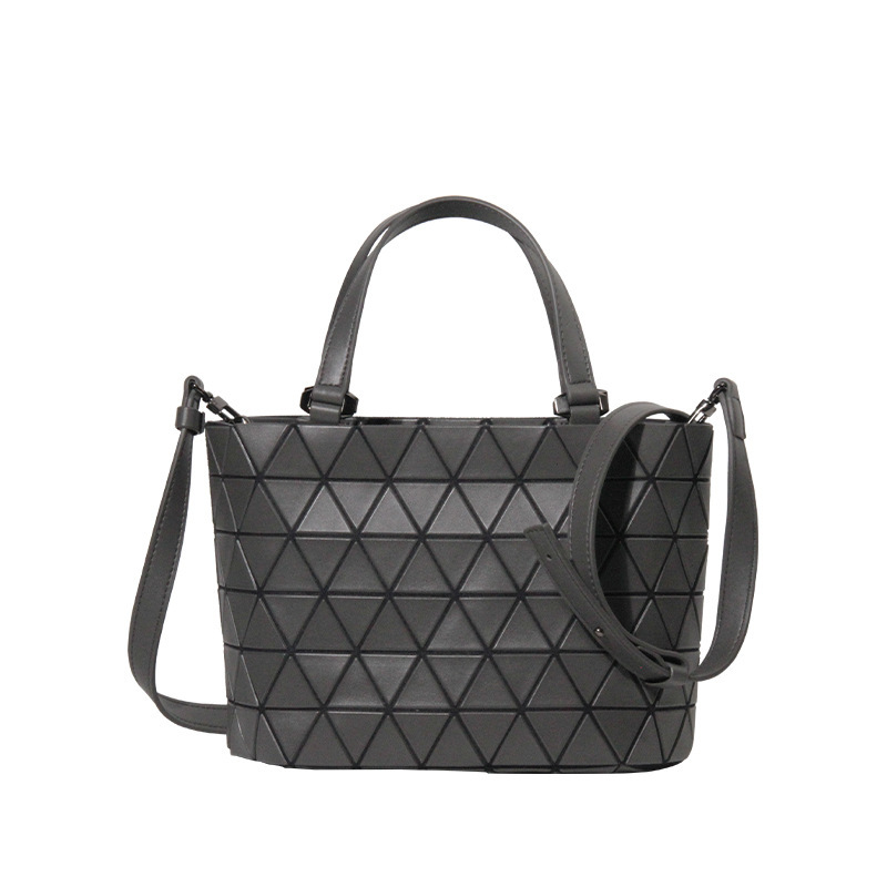 Lifetime 2025 New Fashion Handbag Women's Briefcase Bucket Bag Geometric Quilted Shoulder Crossbody Bag Crystal Bag