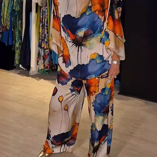 ���b�������וr�� Ů2024 �¿��ļ�����ʽ�p���L���´���ɼ����b