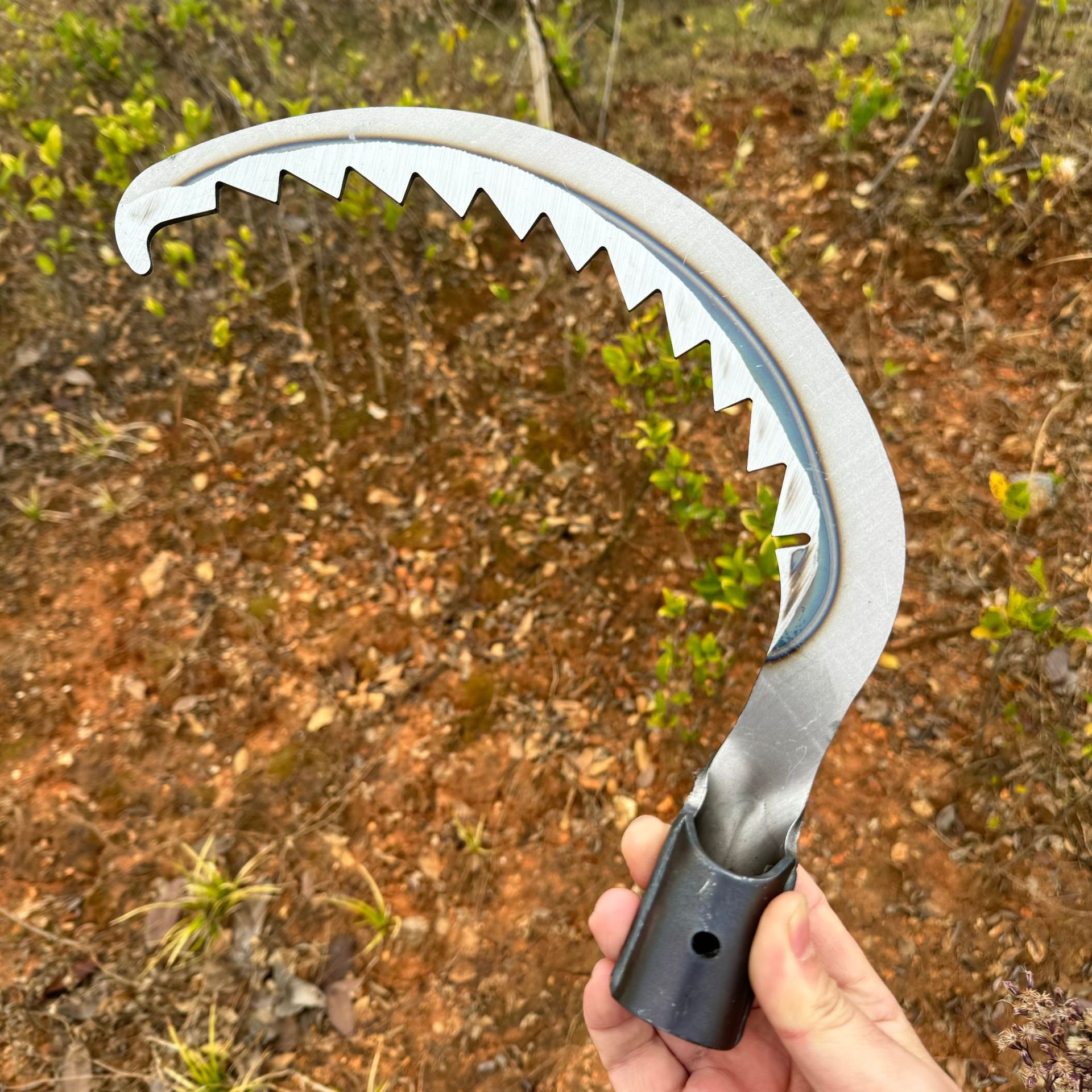厂家批发桉树多齿刀 勾草镰 勾枝镰 镰刀 锯树刀 农用 不锈钢锯齿