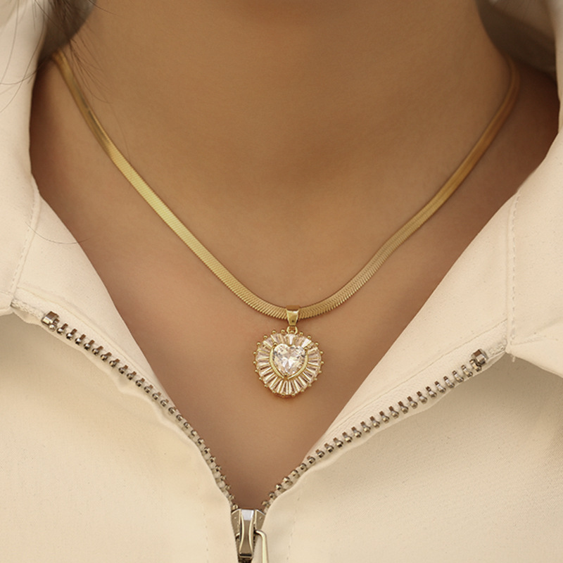1 Piece Quantity Daily Occasion Copper Heart Shape Pendant Necklace