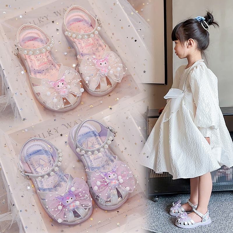 Girls' Closed-Toe Sandals 2026 Summer New Style Mesh Bow Cute Cartoon Doll Pearl Hollow Sandals