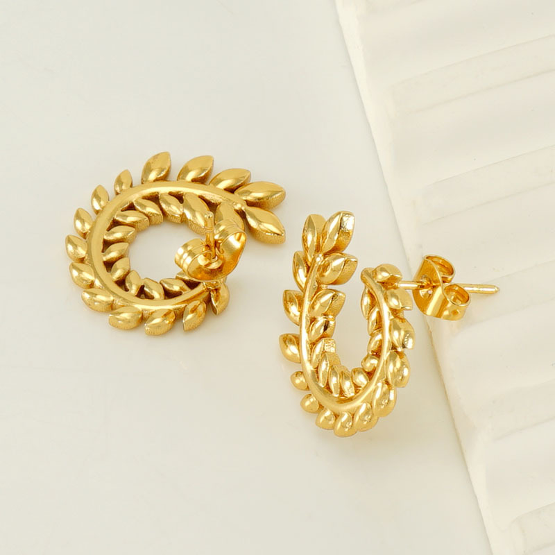 Nuevo europeo y americano de alto grado de diseño de nicho de trigo pendientes de oreja de moda exquisita Luz de lujo de acero inoxidable pendientes al por mayor