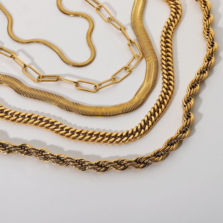 Twisted Cuban Chain 18k Gold Plated Stainless Steel Necklace Hip Hop Necklace Wholesale display picture 3