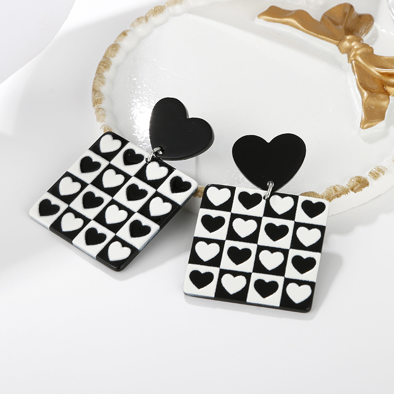 Wholesale Jewelry Heart Flower Graffiti Plaid Pendant Earrings Nihaojewelry display picture 5