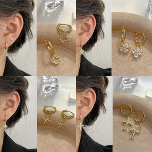 �p�ݸ߼���Ů����W�荶��h����������������p��С�ɶ��