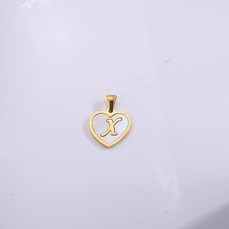Nuevo colgante de corazón de melocotón de acero de titanio, accesorios de concha de letras inglesas, colgante pequeño, joyería de amor de bricolaje, collar a juego