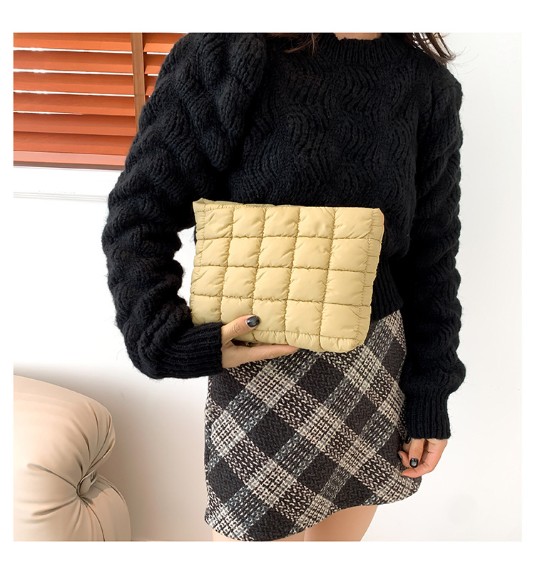 175g Weight Synthetic Leather Lining Material Magnetic Buckle Closure Type / Strap Type Clutch Bag Bags Type Holiday, Travel Occasion Cotton Material Lattice, Solid Color Pattern All Seasons Season Women's Gender Basic, Classic Style Style Medium Size Basic Classic Style Lattice Solid Color Cotton Makeup Bags 15