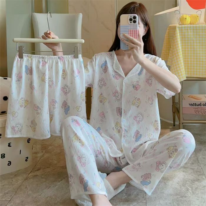 Pijamas de algodón de nube Cárdigan de tres piezas de verano para mujer Pantalones cortos de manga corta Pantalones cortos Dulce transmisión en vivo Paquete de servicio a domicilio Orden exterior