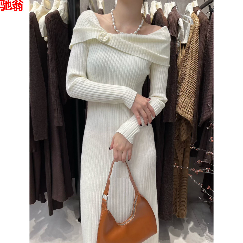 Y9Z Autumn and Winter Slim-Fit Off-Shoulder Knit Dress with a Vintage Design for Women Y9Z Autumn and Winter Slim-Fit Off-Shoulder Knit Dress with a Vintage Design for Women