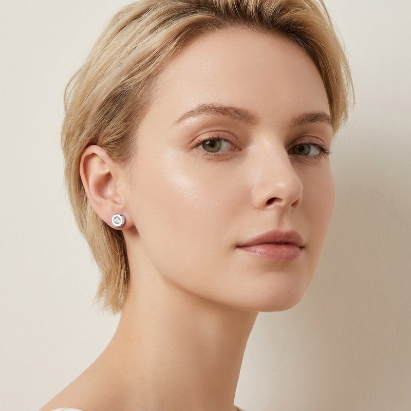 Diamond Encrusted Round Hoop Earrings In Titanium Steel Elegant_voghion.com