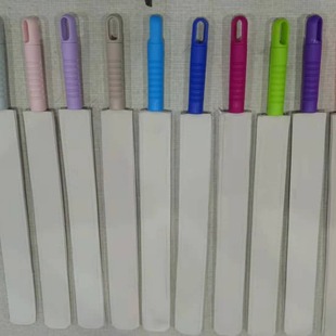 In-Stock Wholesale Flat-Head Plastic Bendable Crevice Duster Accessories Manufacturer Multi-Color Household Duster Convenient