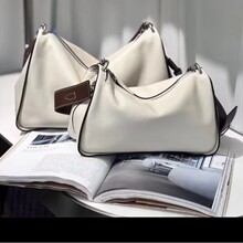 ������j��˾��2025���eȤ����μ�Ҹ�°�б��Ů����ʿ�D�����ذ�