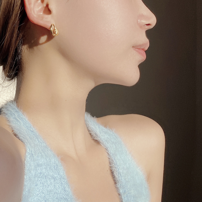1 Pair Quantity Holiday, Birthday, Date Occasion 1 Pair 18K Gold Plated Silver Plated 925 Sterling Silver Geometric Earrings Ear Studs