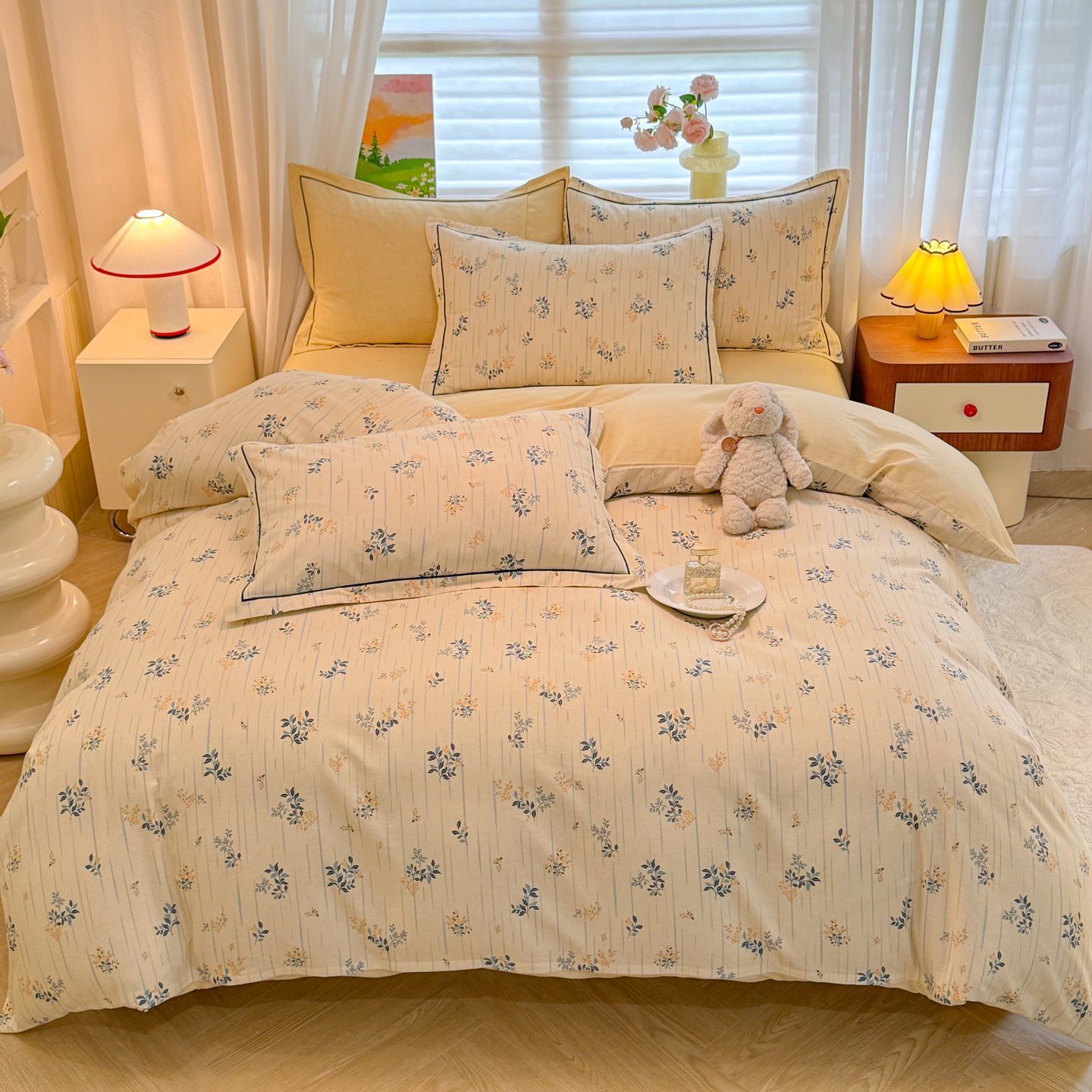 2025 nuevo algodón grueso molido cama de cuatro piezas de sábanas de algodón cama de tres piezas de estilo de cama de alta calidad