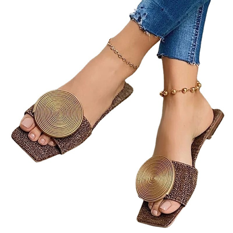 Cross-Border European And American Style Fashion Large Size Round Buckle Flat Casual Beach Sandals For Women_vogvips.com