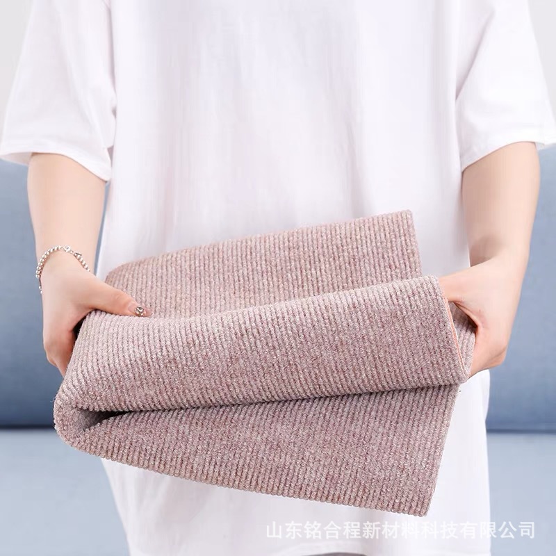 베이지색 자체 접착식 바닥