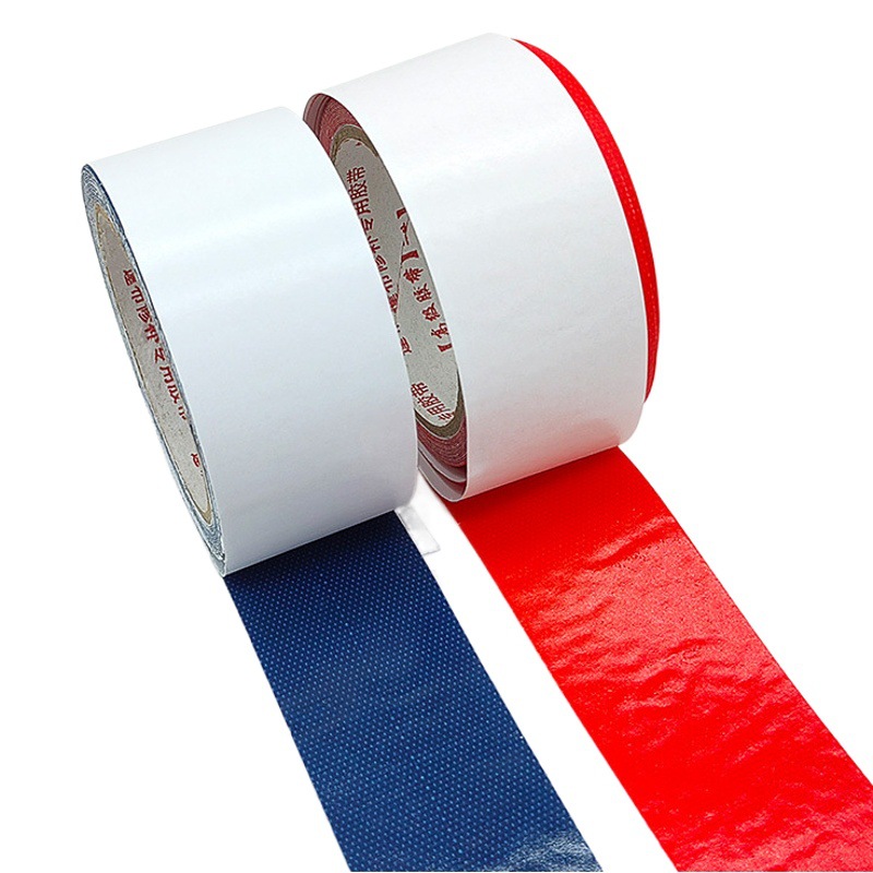 Cinta de reparación de lona engrosada con corte tipo cuchillo, tela impermeable para camiones, resistente a la temperatura, sin residuos de pegamento, parche de reparación de agujeros de PVC con respaldo adhesivo.