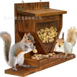 木质松鼠喂食器宠物户外挂件跨境新品花园烧色工艺品装饰摆件