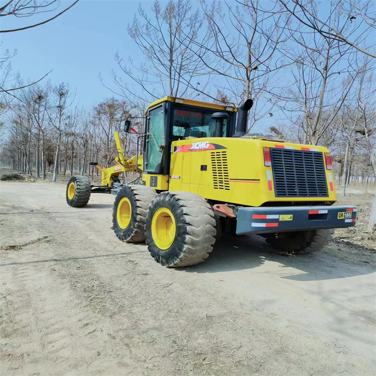 供应二手徐工180平地机,可加装松土器推土铲出口