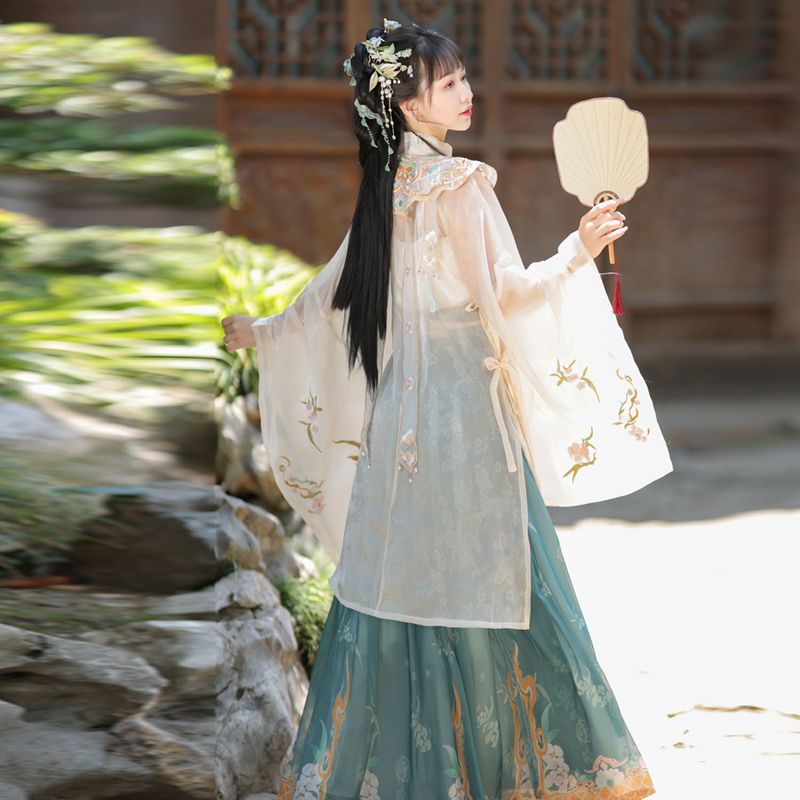 新款汉服女青挽纱明制交领上衫齐腰裙春秋仙气汉服云肩刺绣日常套-阿里巴巴