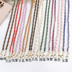 Yi Lian's new handmade leather cross-body chain mobile phone case jewelry pendant women's bag small fragrance mobile phone lanyard