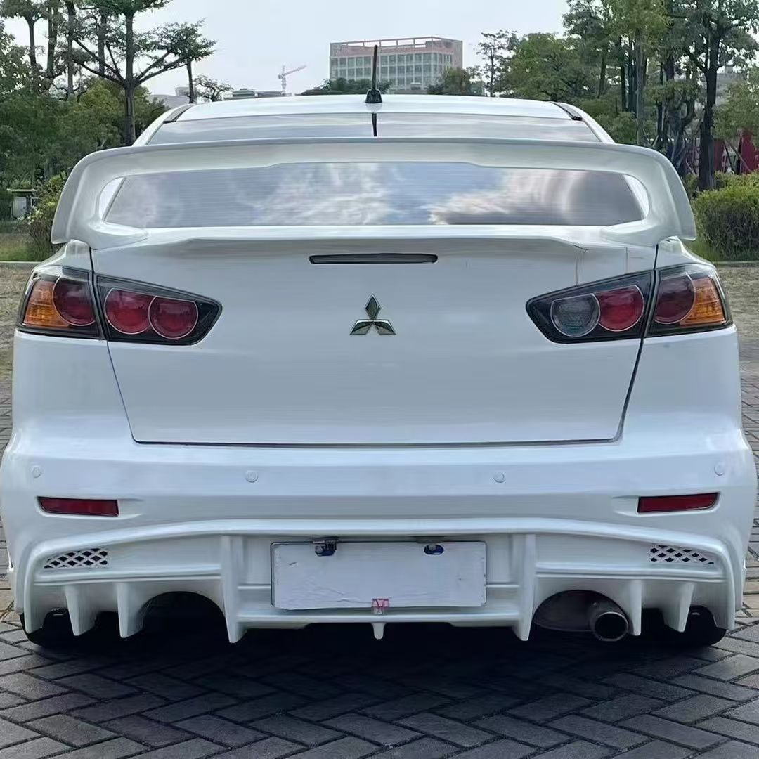 Suitable for 09-13 Mitsubishi Lancer Varis3, including the front bumper, rear bumper, and body kit for modification