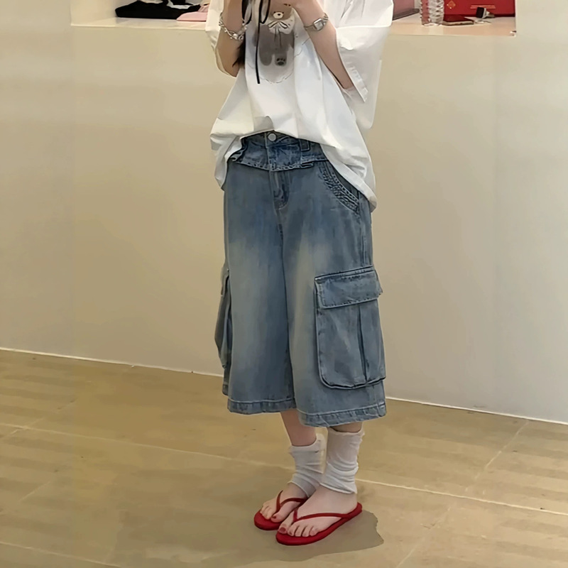 Plus-Size American Retro Large-Pocket Workwear Distressed Denim Pants for Women, New Summer Style, Loose Pleated Cropped Pants Plus-Size American Retro Large-Pocket Workwear Distressed Denim Pants for Women, New Summer Style, Loose Pleated Cropped Pants