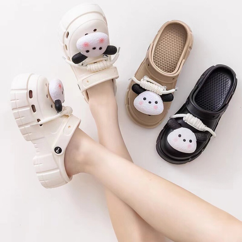 Cute Bear Strap Cartoon Hole Shoes Women's Fashion Casual Outer Wear Non-slip Slippers Home Wholesale Cute Bear Strap Cartoon Hole Shoes Women's Fashion Casual Outer Wear Non-slip Slippers Home Wholesale