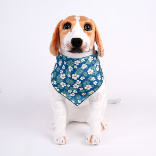Cross-Border Cute Style Pet Saliva Towel, Cat Plaid Bib, Christmas Accessories, Small Size Dogs Dog Triangle Towel