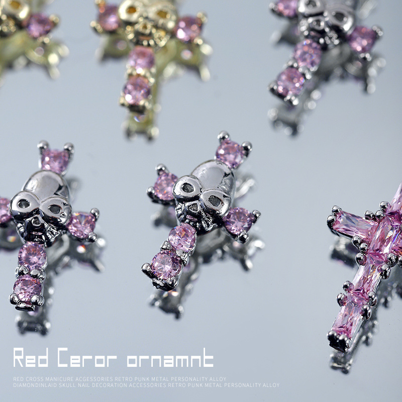 Red Cruz Roja marco joyería de uñas vintage punk metal personalidad aleación diamante incrustado cráneo decoración de uñas