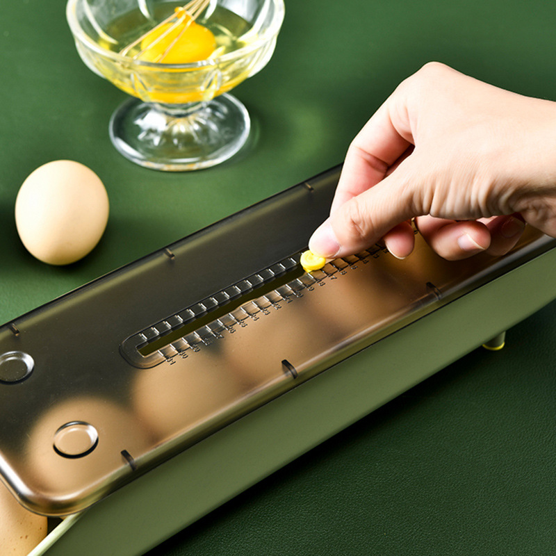 Refrigerador caja de almacenamiento de cocina caja de preservación de huevo creativo rodante bandeja de huevo congelador caja automática de rodillos de huevo Tipo de cajón