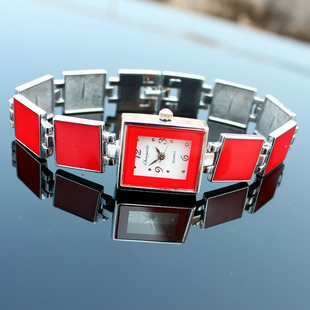 �r�ջ�����朿��ֱ�Ů2023���¿���|С���r�г�������Ůʿ�ֱ�