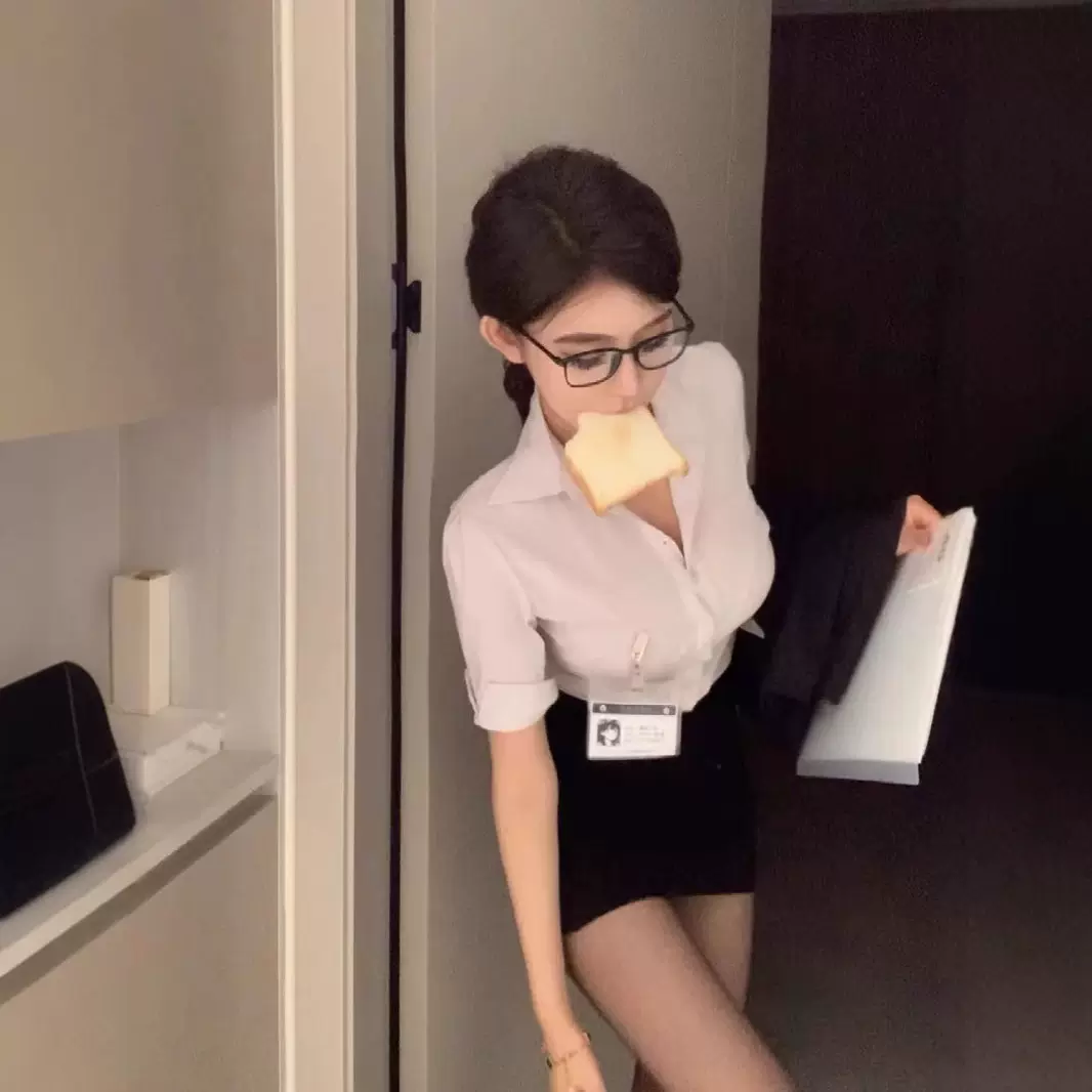 夏季收腰短袖纯欲OL制服套装女职业包臀裙衬衫辣妹上衣通勤风穿搭