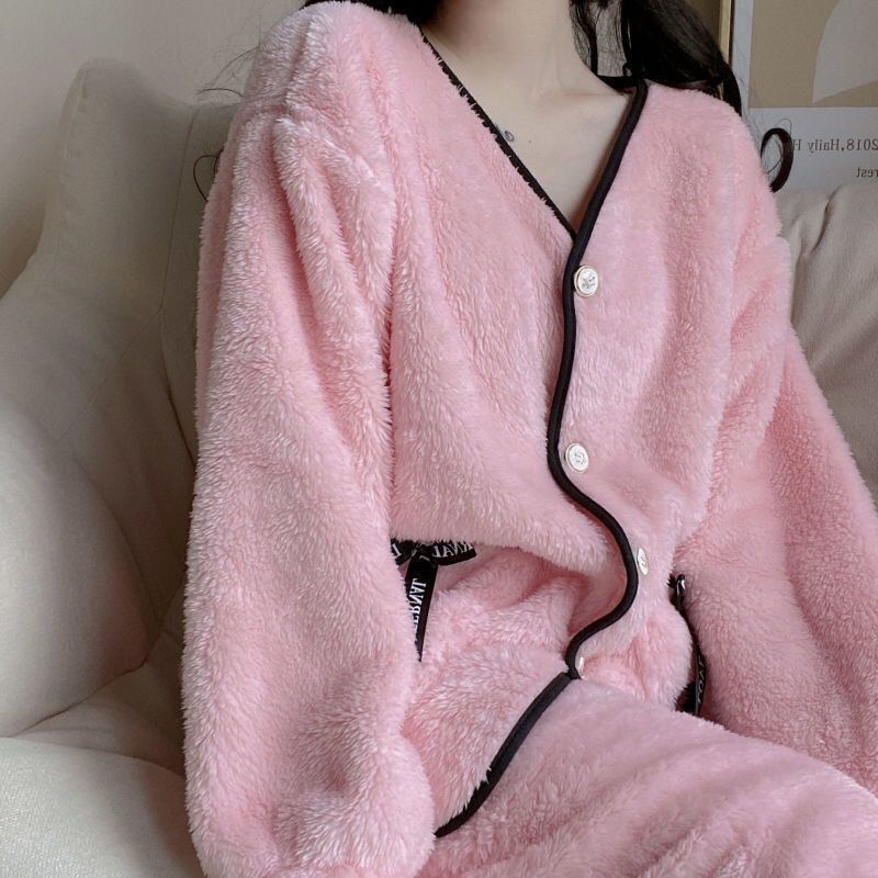 Coral vello de invierno coreano lindo dulce estudiante grueso calentamiento conjunto de ropa para el hogar de franela pijamas de alta calidad