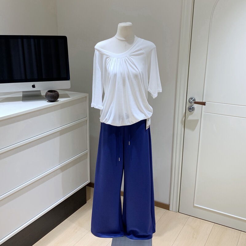 Zhao Lusi's Same Style Rifi/ "Pleated Collarbone T-Shirt" Thin Summer Short-Sleeve Sun-Protective Off-Shoulder Slimming Cover-Up Zhao Lusi's Same Style Rifi/ "Pleated Collarbone T-Shirt" Thin Summer Short-Sleeve Sun-Protective Off-Shoulder Slimming Cover-Up
