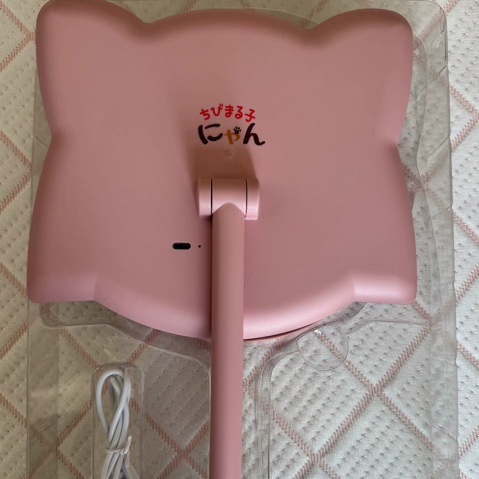 Креативное зеркало Chibi Maruko-chan в форме зеркала для макияжа, настольное зеркало с LED-подсветкой для хранения, маленькое косметическое зеркало