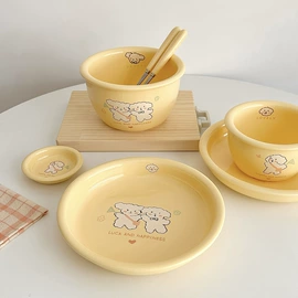 咖啡杯;盘;陶瓷杯