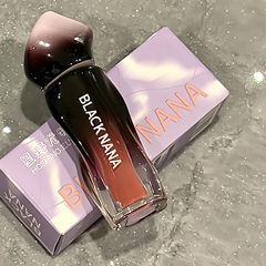 ブラックNANA新品星野尤物唇泥霧面ベルベットが白くて色落ちしにくい雰囲気感口紅