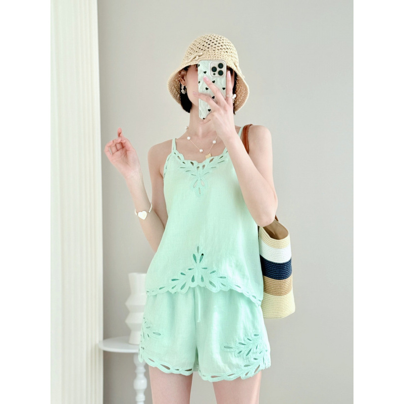 慵懒风薄荷绿亚麻短裤短袖吊带刺绣套装夏季薄款透气休闲两件6922