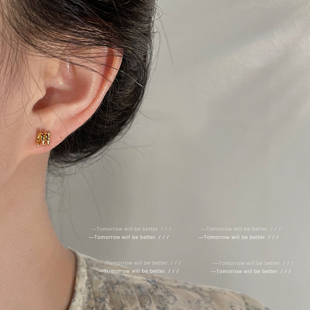 模特修好_0007_组 1 拷贝 9.jpg