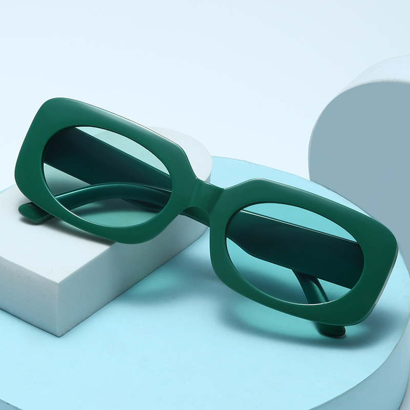 2022 new European and American small frame fashion sunglasses women's Little Red Book dazzling color fashion Korean style sunglasses men