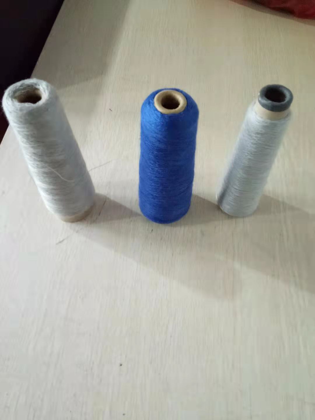 48NM/2 15%澳毛/85%腈纶 毛晴固体纱